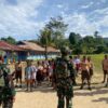 Satgas Yonif 642/Kps Berbagi Ilmu di SDN Kalitami, Dukung Pendidikan Anak Papua