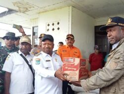 Pemkab Jayawijaya Salurkan Bantuan Korban Banjir di 8 Distrik Terdampak