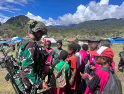 TNI Hadir dengan Kasih: Prajurit Jadi Sahabat Setia Anak-Anak Papua