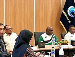 Menteri HAM RI Gelar Pertemuan dengan Gubernur dan Seluruh Bupati se-Papua Tengah