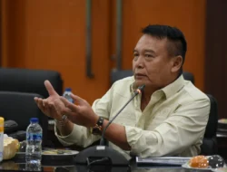 TB Hasanuddin: Konflik Papua Butuh Solusi Komprehensif di Luar Pendekatan Keamanan