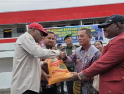 Pemprov Papua Distribusikan Bantuan Logistik untuk Warga Kampung Bagusa di Mamberamo Raya