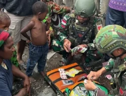 Prajurit TNI Bawa Layanan Kesehatan ke Pedalaman Puncak Papua