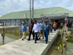 Satgas Kopasgat Amankan Kunjungan Kerja Menteri Pendidikan Tinggi di Fakfak
