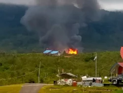 OPM Beraksi Brutal: Rumah Warga dan Sekolah Hangus Dibakar