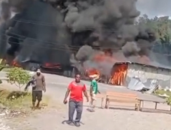 KNPB Diduga Dalangi Kerusuhan Yalimo: Bakar Kendaraan & Logistik Warga, Kopassus Evakuasi dengan Heroik