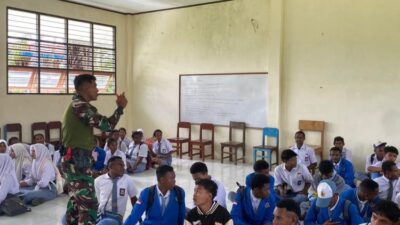 Yonif 756/WMS Bentuk Karakter Pelajar Papua melalui Pendidikan Wawasan Kebangsaan